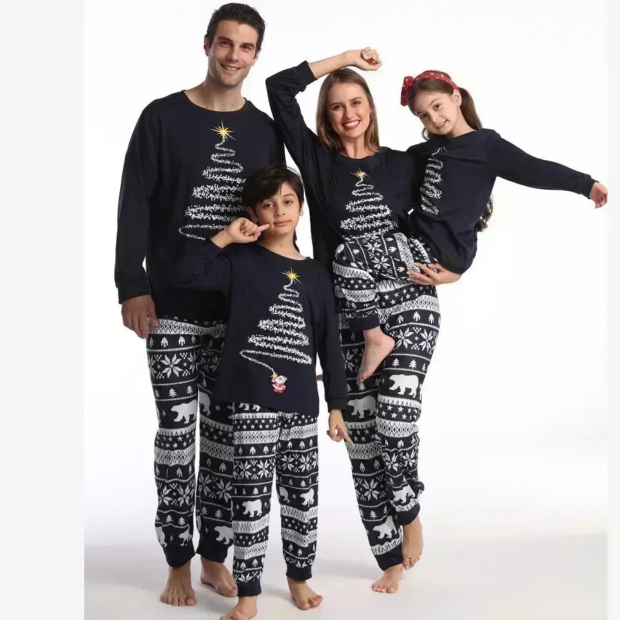 2025 New Family Christmas Pajamas Set Mom Dad Kids Matching Clothing Sets Baby Romper Pjs Soft Loose 2 Pcs Sleepwear Xmas Look