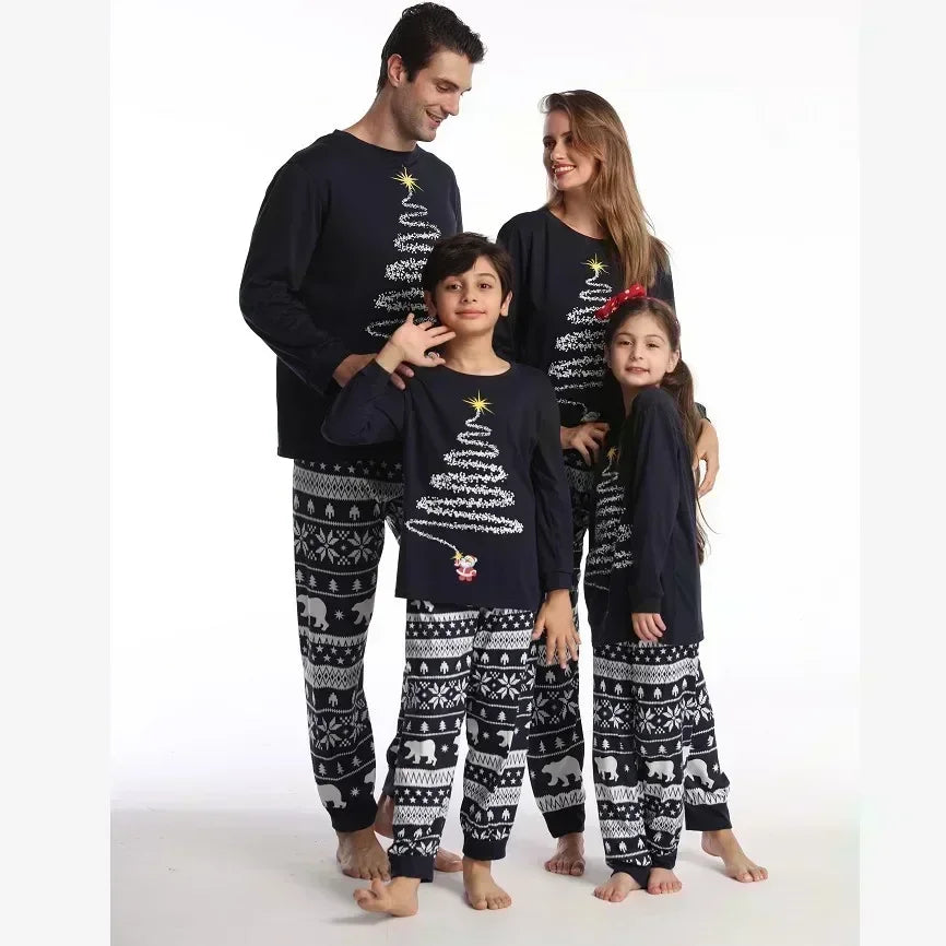 2025 New Family Christmas Pajamas Set Mom Dad Kids Matching Clothing Sets Baby Romper Pjs Soft Loose 2 Pcs Sleepwear Xmas Look